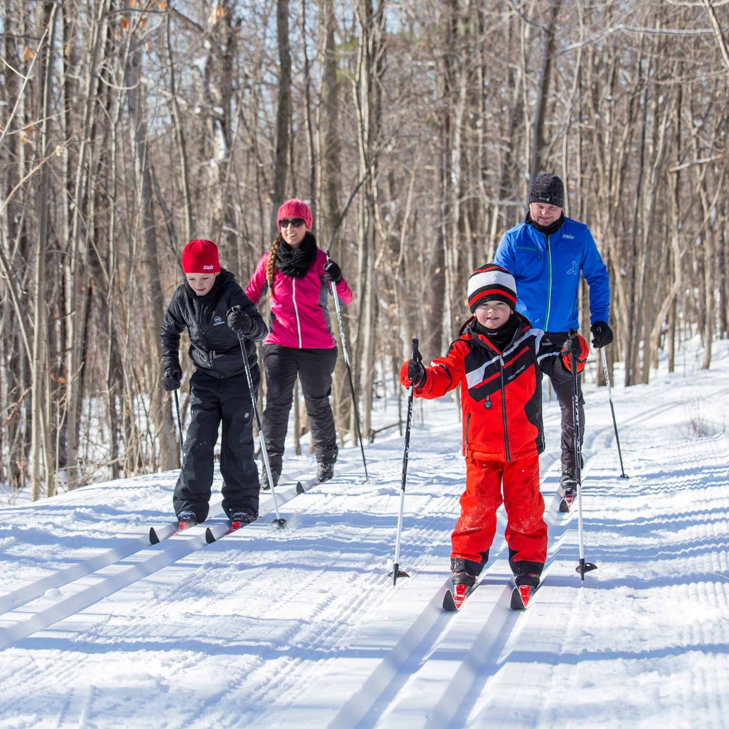 famille au ski de fond
