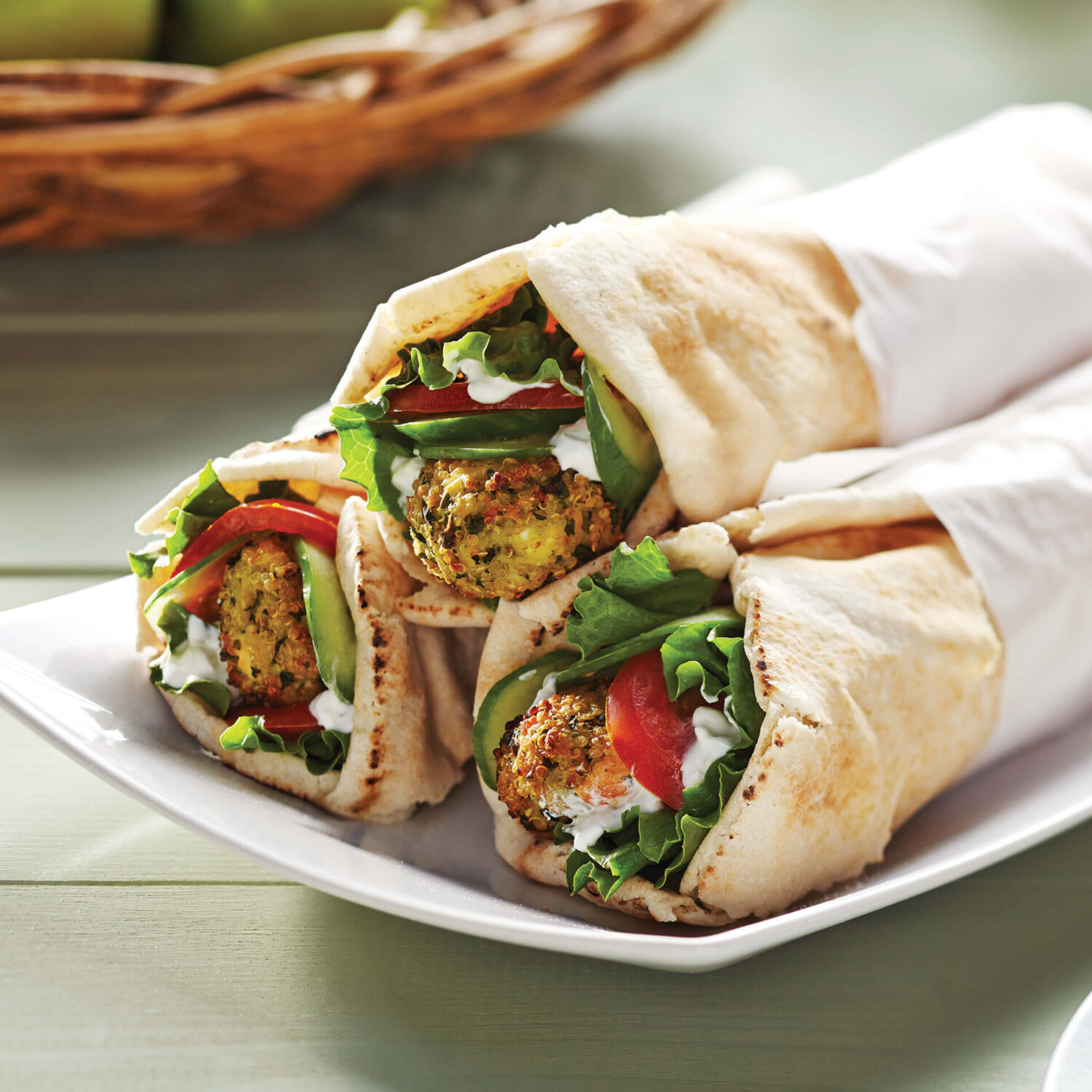 pita végétarienne au chou et au tofu