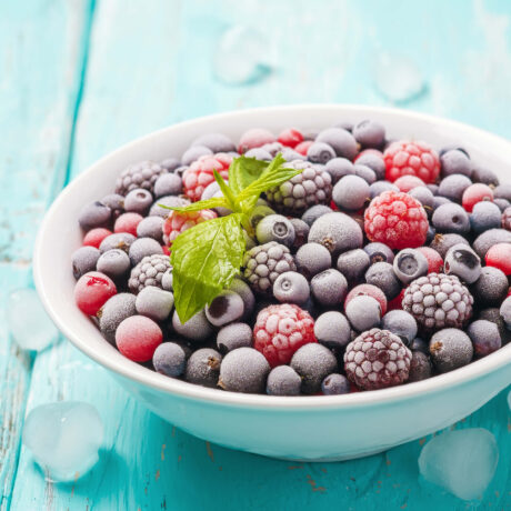 bol de fruits rouges congelés