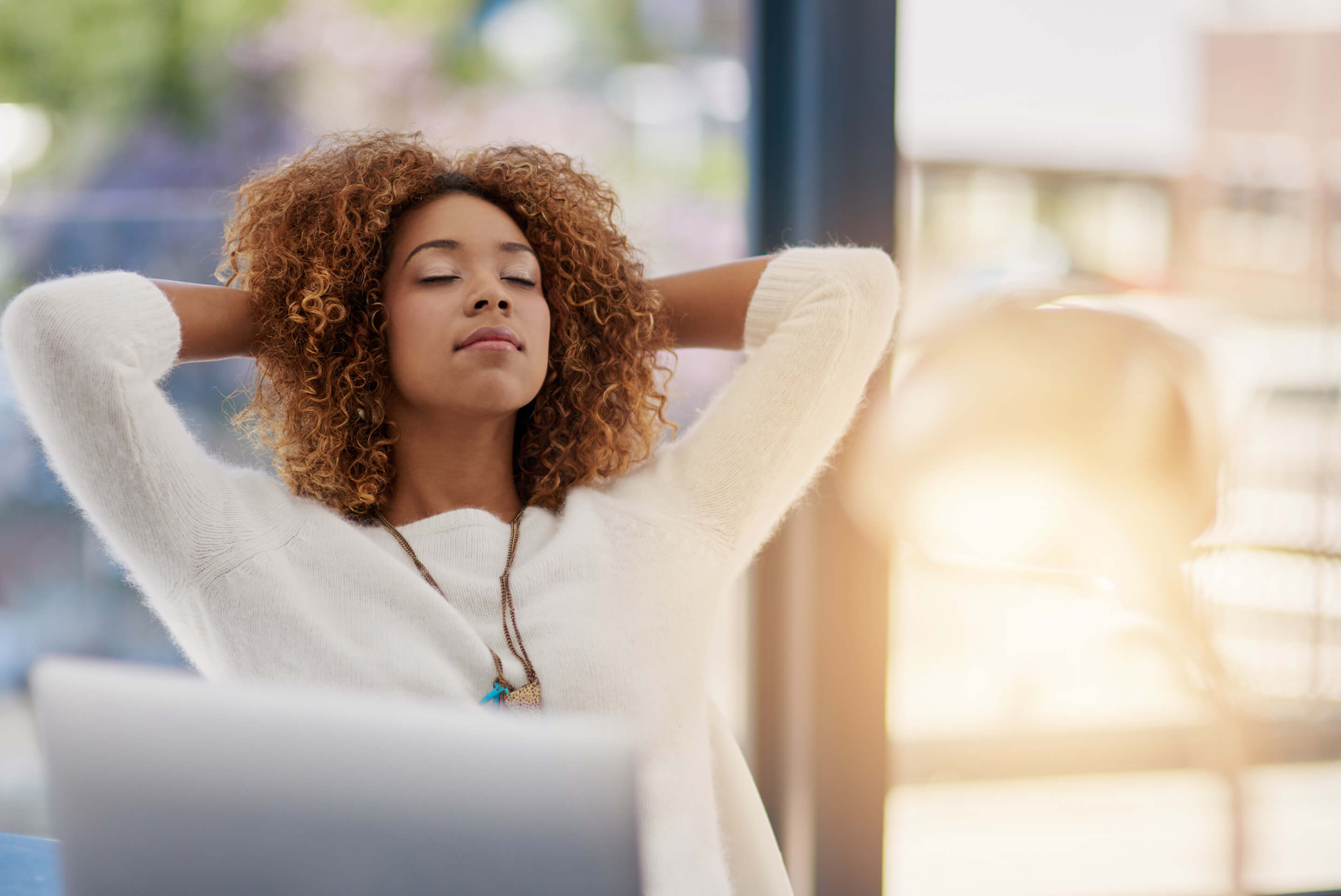 femme qui se relaxe