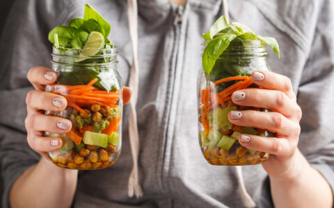 pots de salades de pois chiches