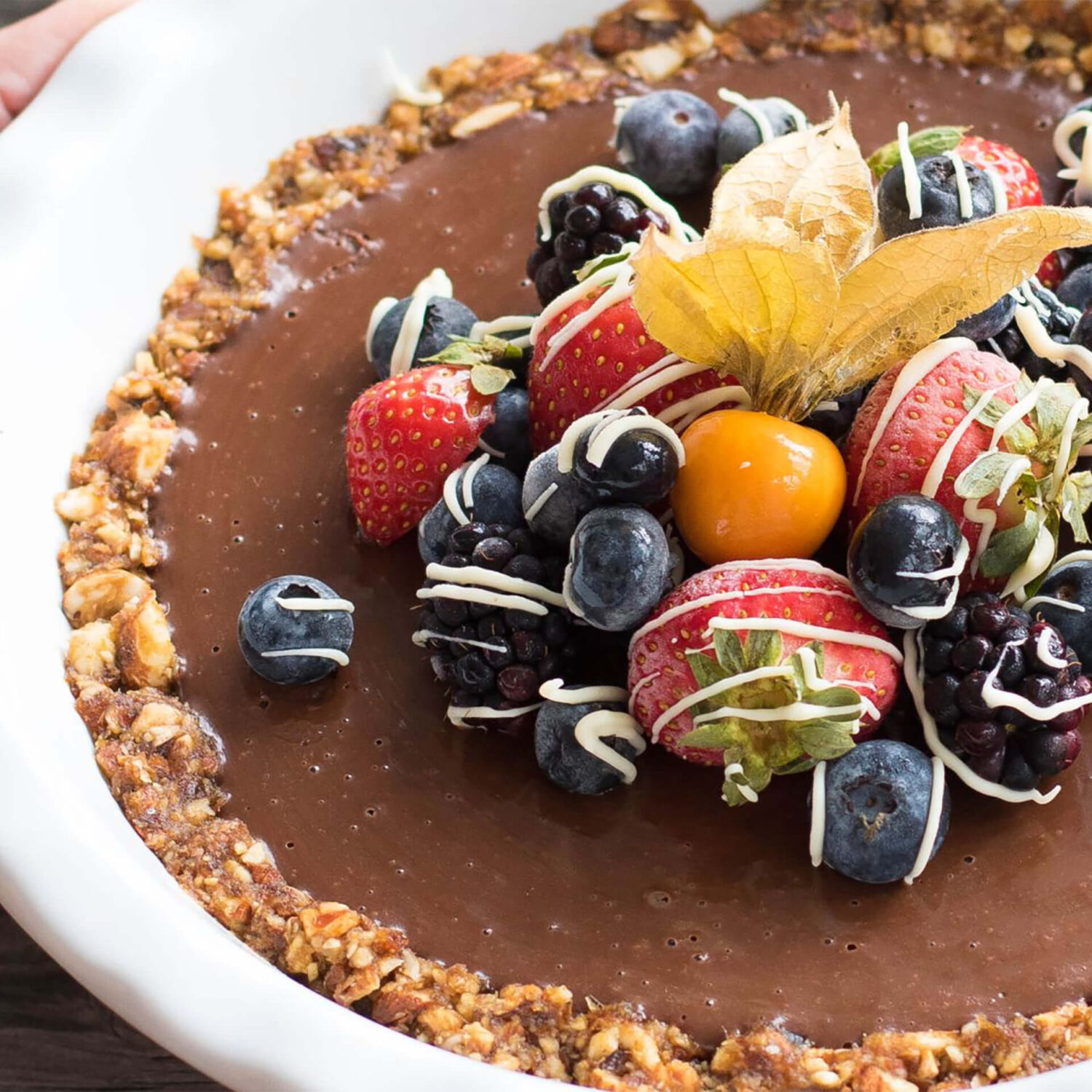 tarte au chocolat et fruits rouges