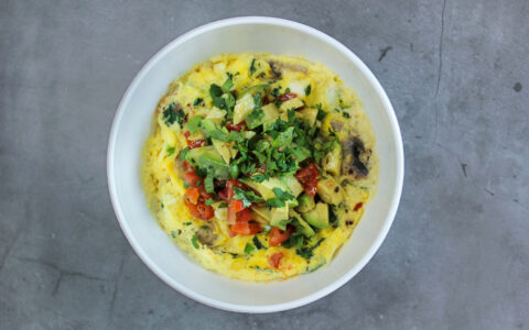 bol de frittata colorée