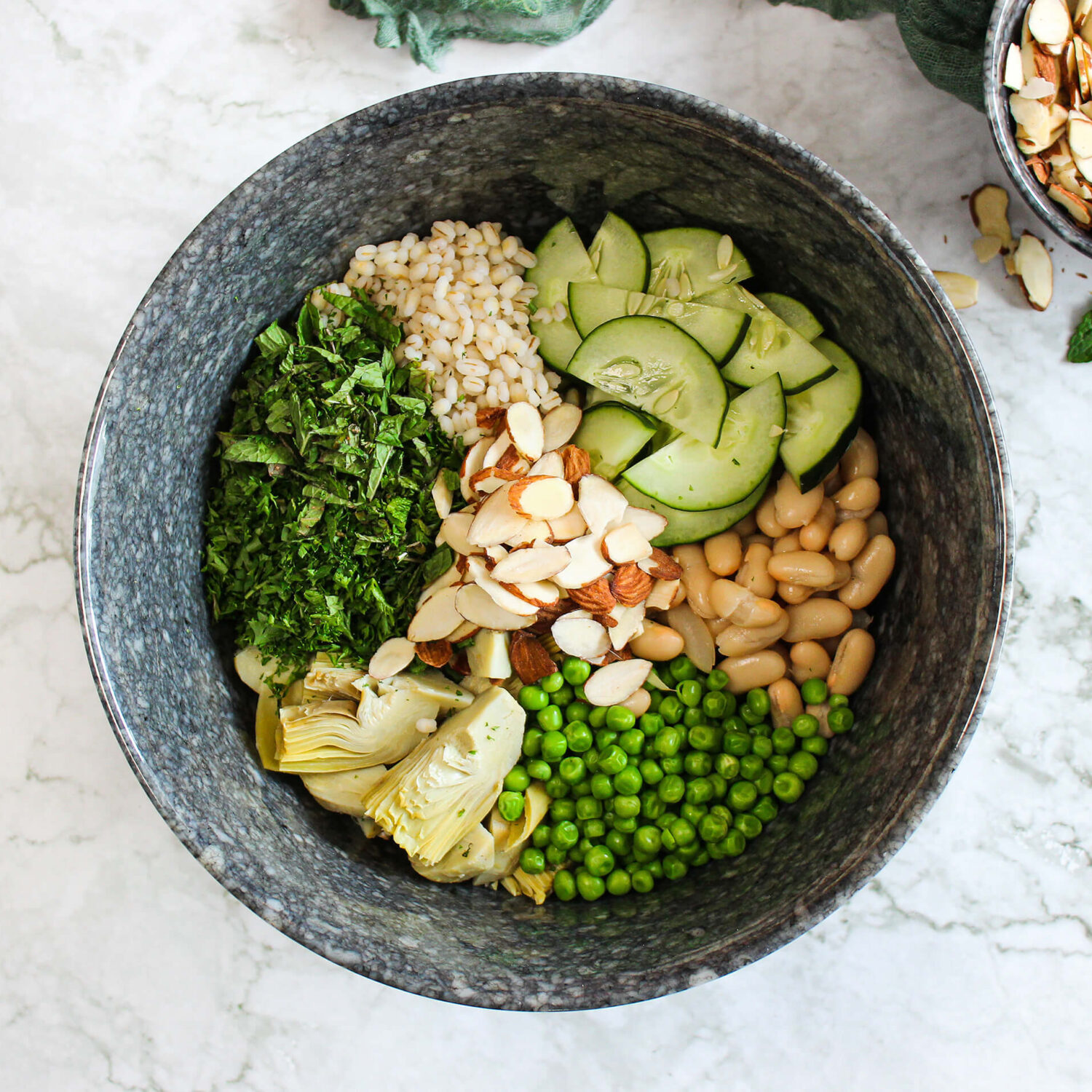 Salade d’orge et de haricots blancs