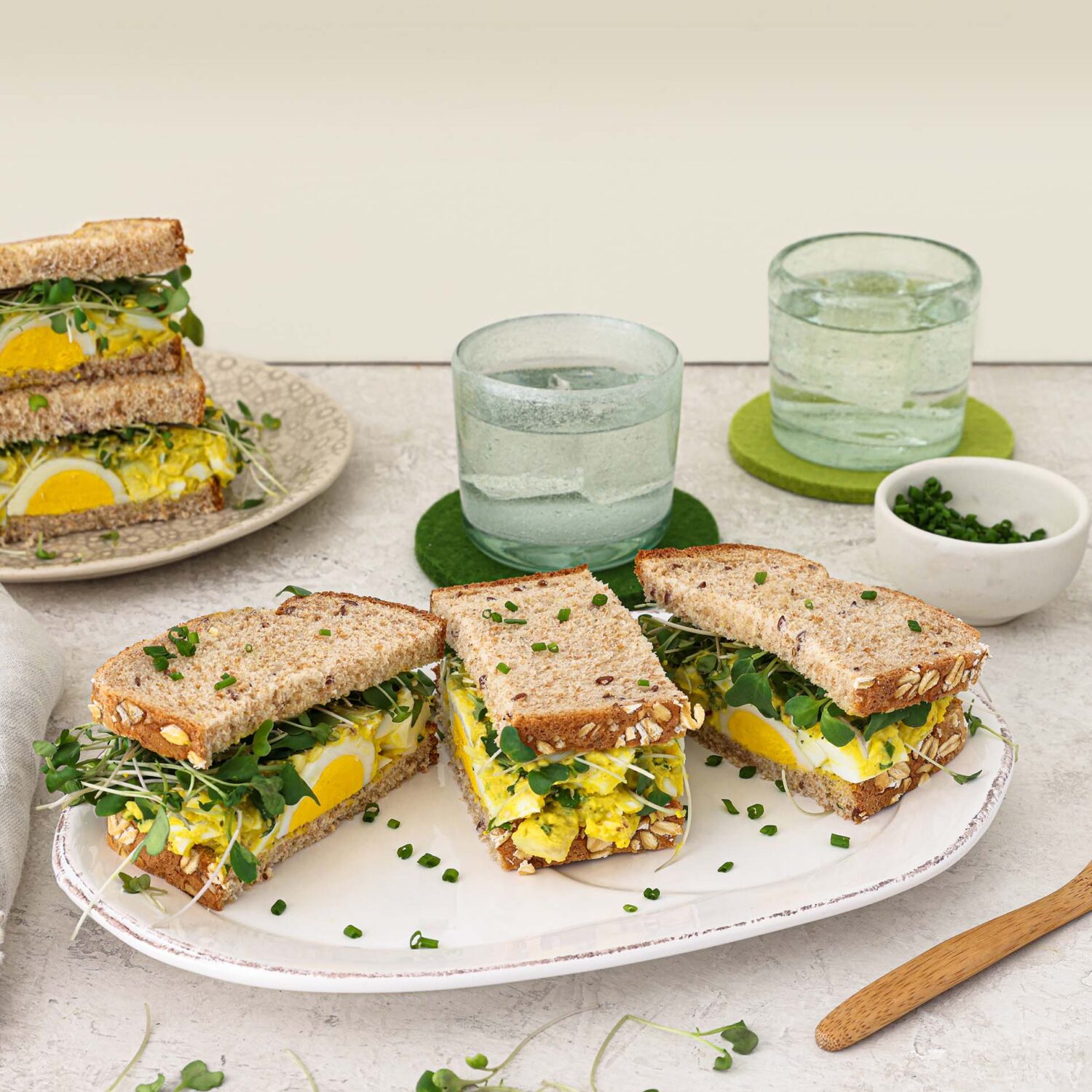 Sandwich aux œufs et à l’avocat