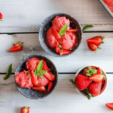 Nice cream aux fraises et à la menthe