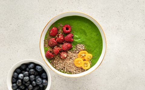 Bol de smoothie vert