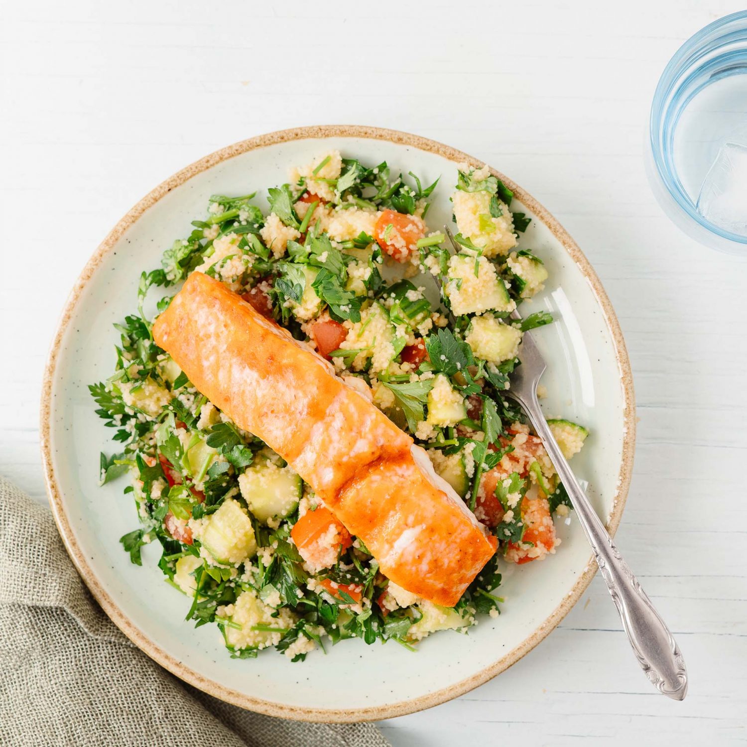 Saumon au four à l’harissa sur taboulé
