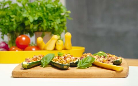 Courgettes farcies à la grecque