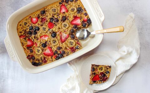Gruau au four au chocolat et aux petits fruits